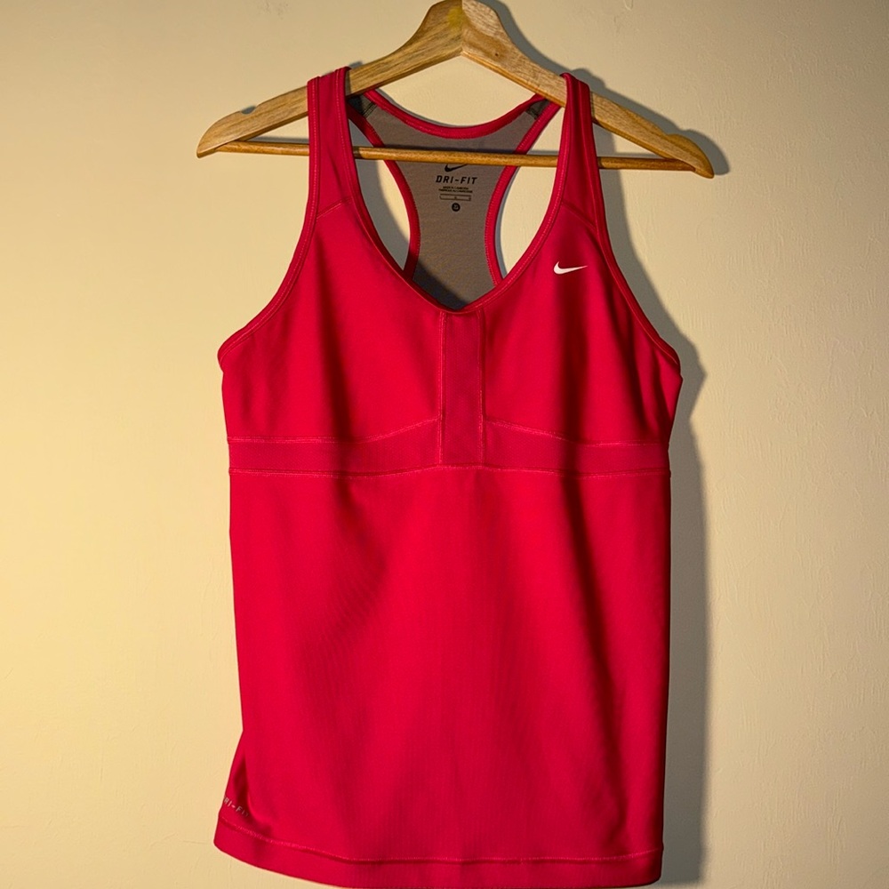 Nike Women’s DRI-FIT Swoosh Pink Size Large Racerback Tank
